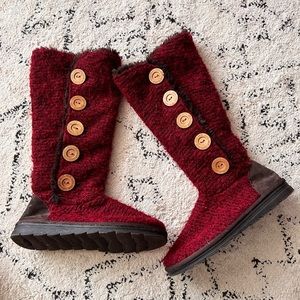 Min Luks Red Knit Sweater Booties